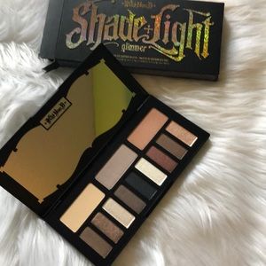 Kat Von D shade light glimmer
